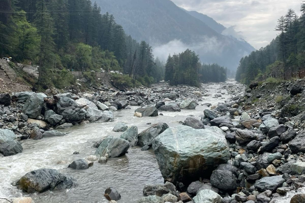 parvati-river-himachal-trip