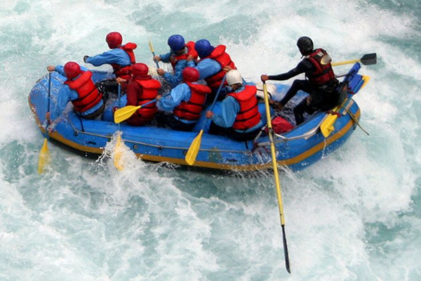 river-rafting-himachal-trip